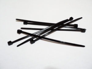 PRECINTOS NYLON NEGROS CRECCHIO