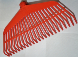 ESCOBA BARRE HOJAS PVC CHICO CRECCHIO